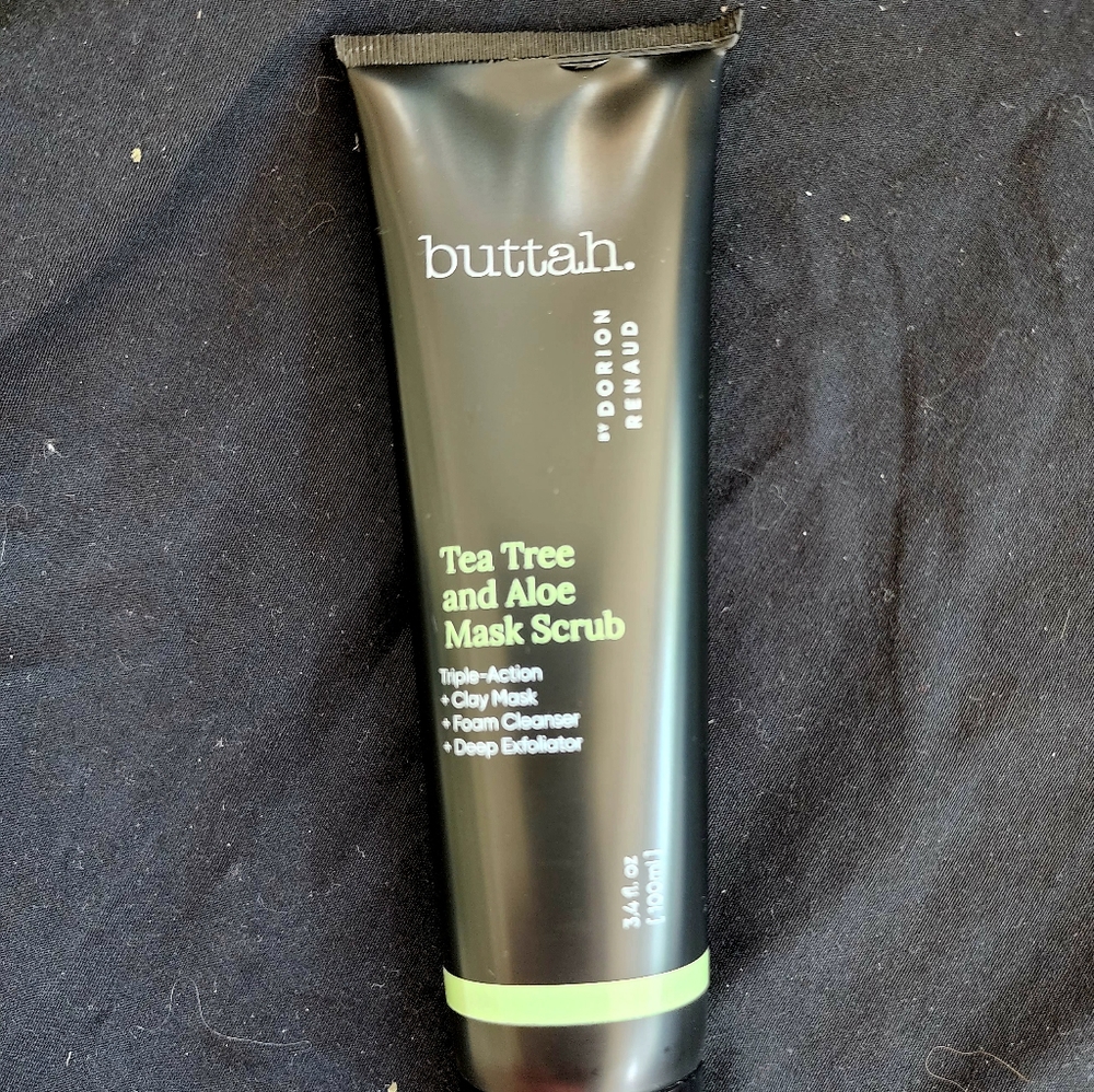 Buttah Tea tree and aloe face mask scrub
